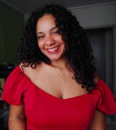 Leticia Oliveira dos Santos Lica